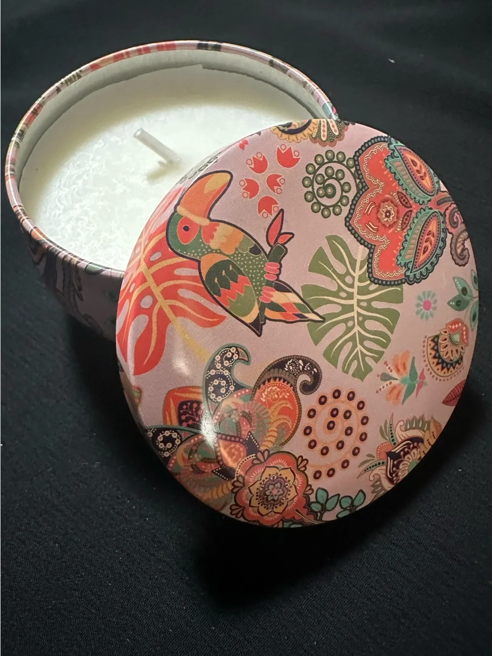 New, Sealed 100% Soy Tropical Tin Candle - Strawberry Scent